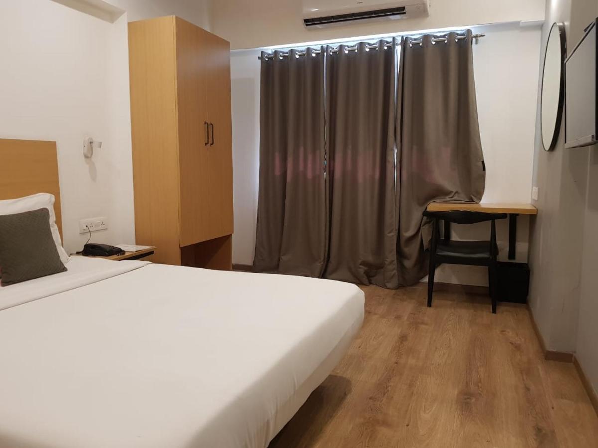 Hotel Unicontinental 孟买 外观 照片
